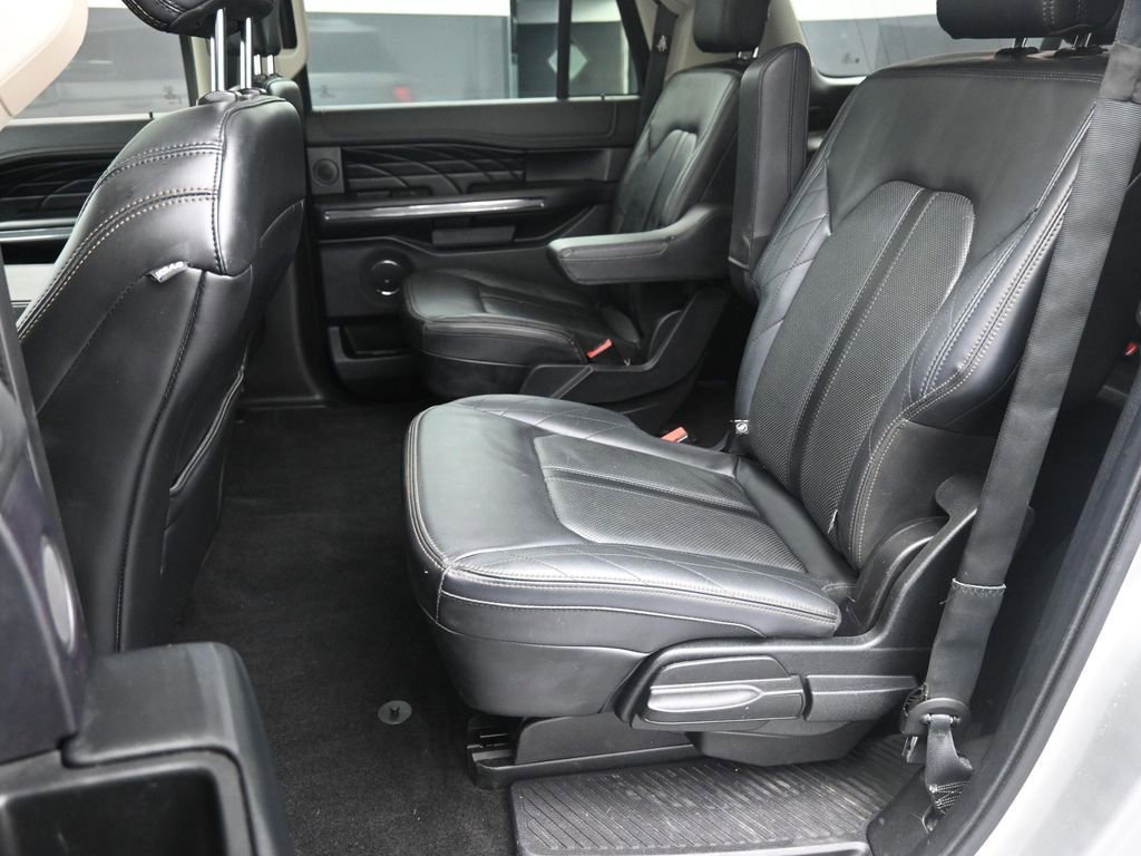 Used 2019 Ford Expedition Max Platinum AWD/4WD image 26