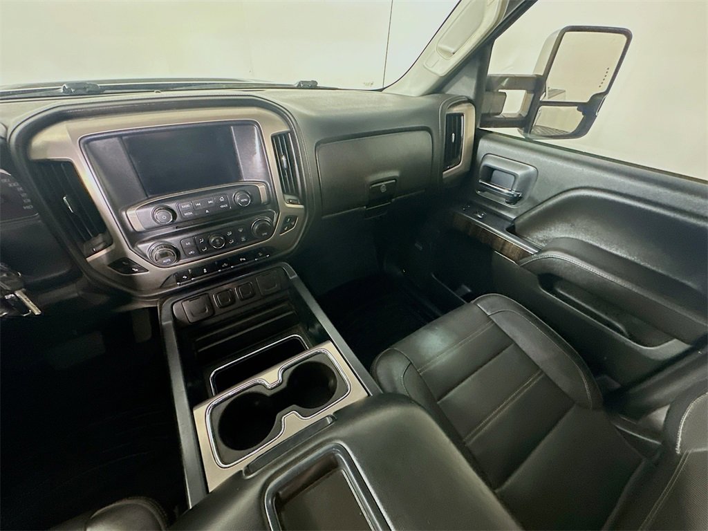 Used 2015 GMC Sierra 3500 Denali w/ Suspension Package, Off-Road image 11