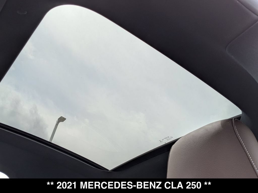 Used 2021 Mercedes-Benz CLA 250 4MATIC image 4