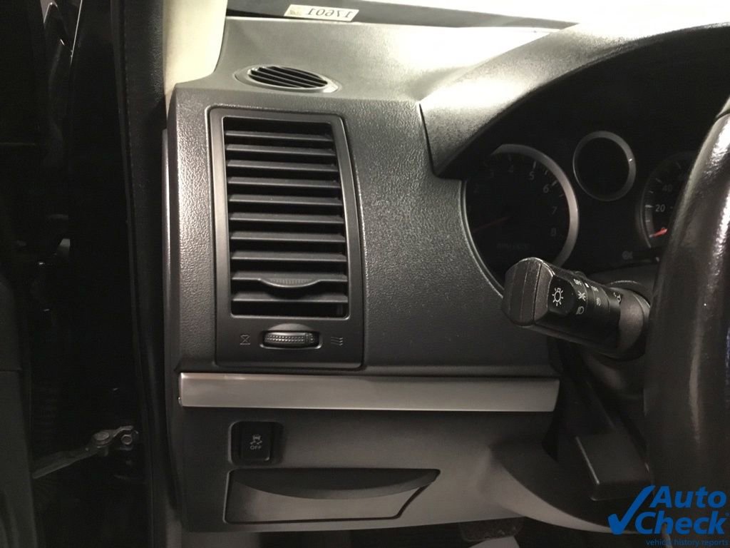 Used 2012 Nissan Sentra 2.0 SR w/ Special Edition Pkg FWD image 21