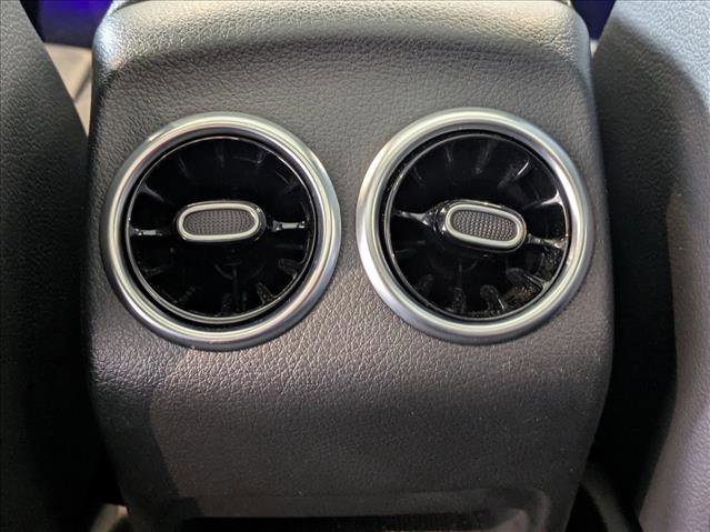 Used 2022 Mercedes-Benz GLA 250 4MATIC image 17