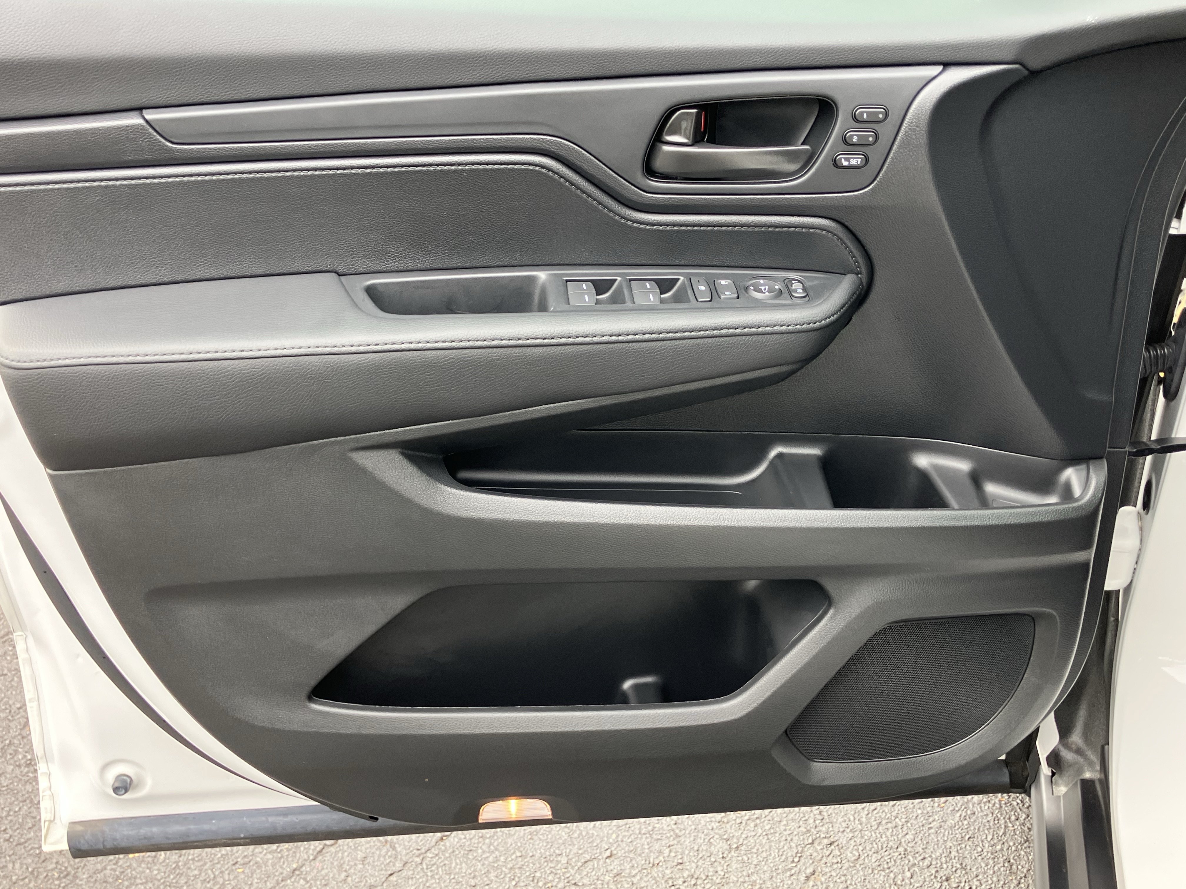 Certified 2026 Honda Odyssey EX-L image 12