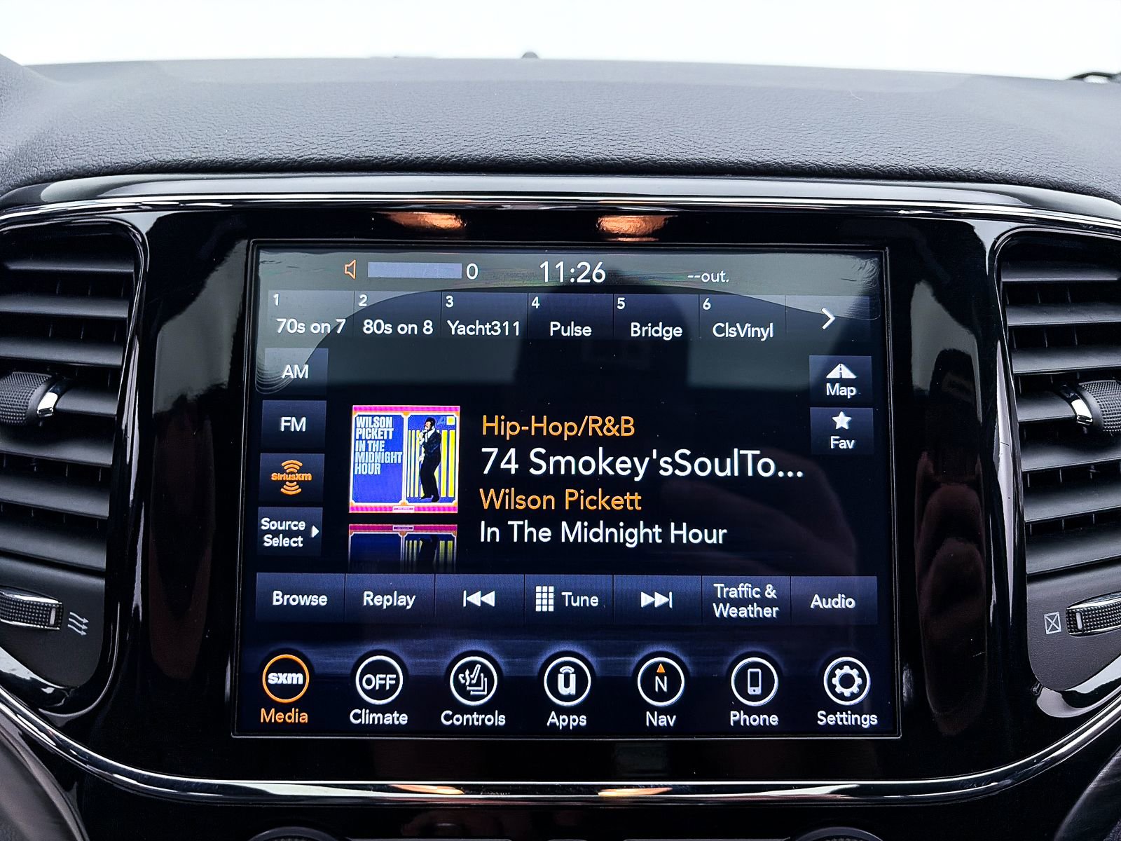 Used 2020 Jeep Grand Cherokee Altitude image 20