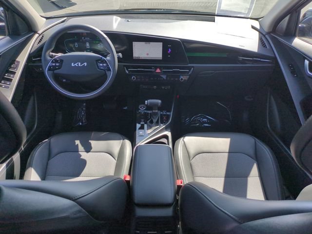 Certified 2025 Kia Niro EX FWD image 28