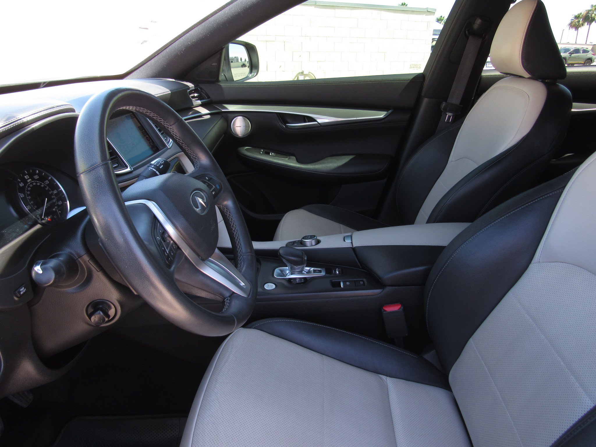 Used 2023 INFINITI QX55 Essential AWD/4WD image 16