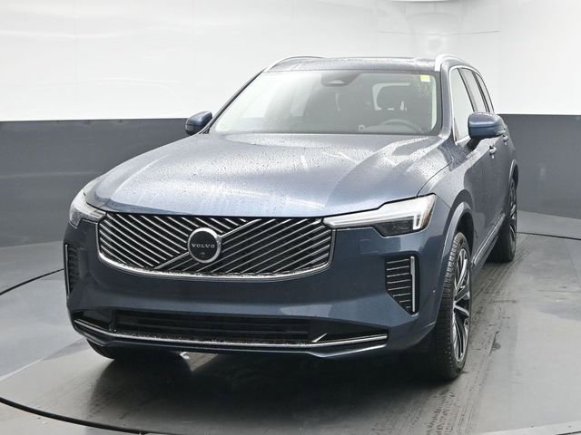 New 2026 Volvo XC90 B6 Plus w/ Protection Package Premier image 3