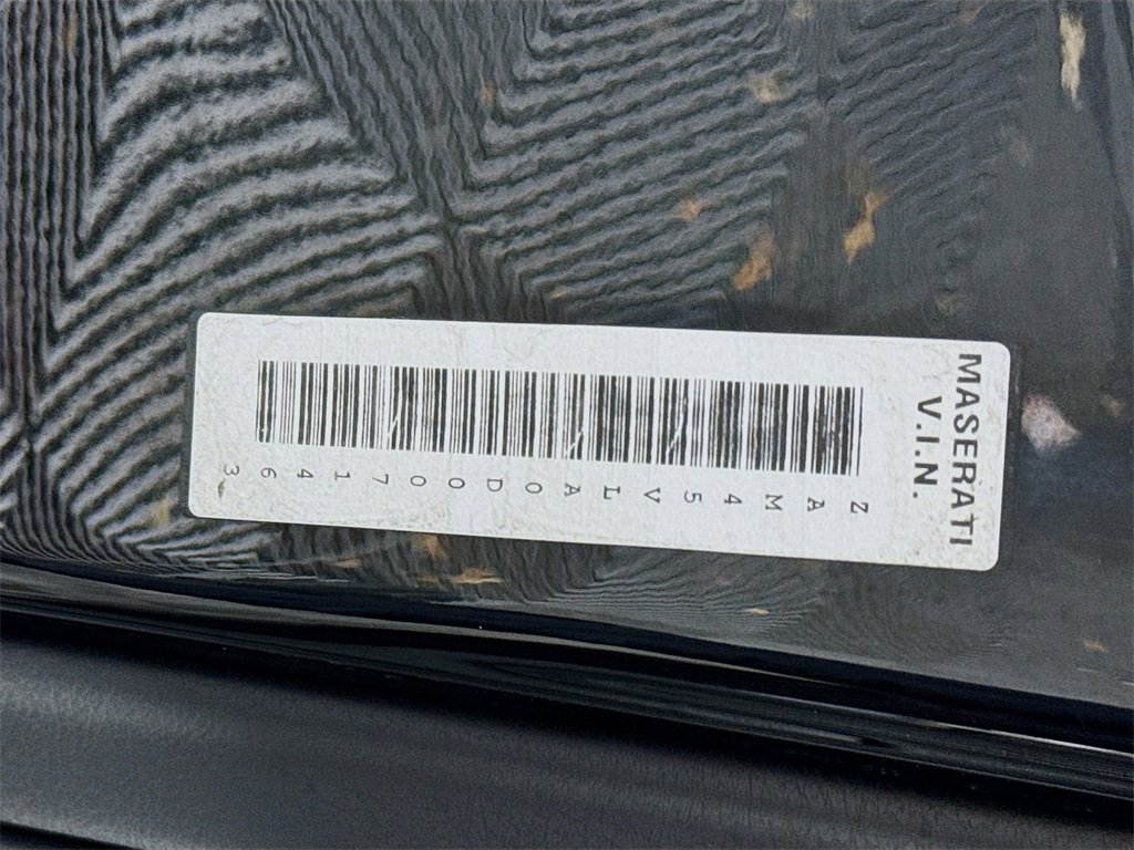 Used 2013 Maserati GranTurismo Sport image 31