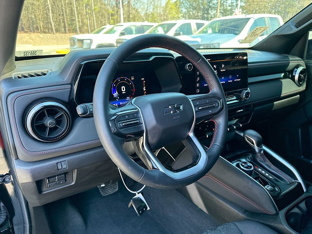 Used 2023 Chevrolet Colorado Z71 w/ Advanced Trailering Package AWD/4WD image 10