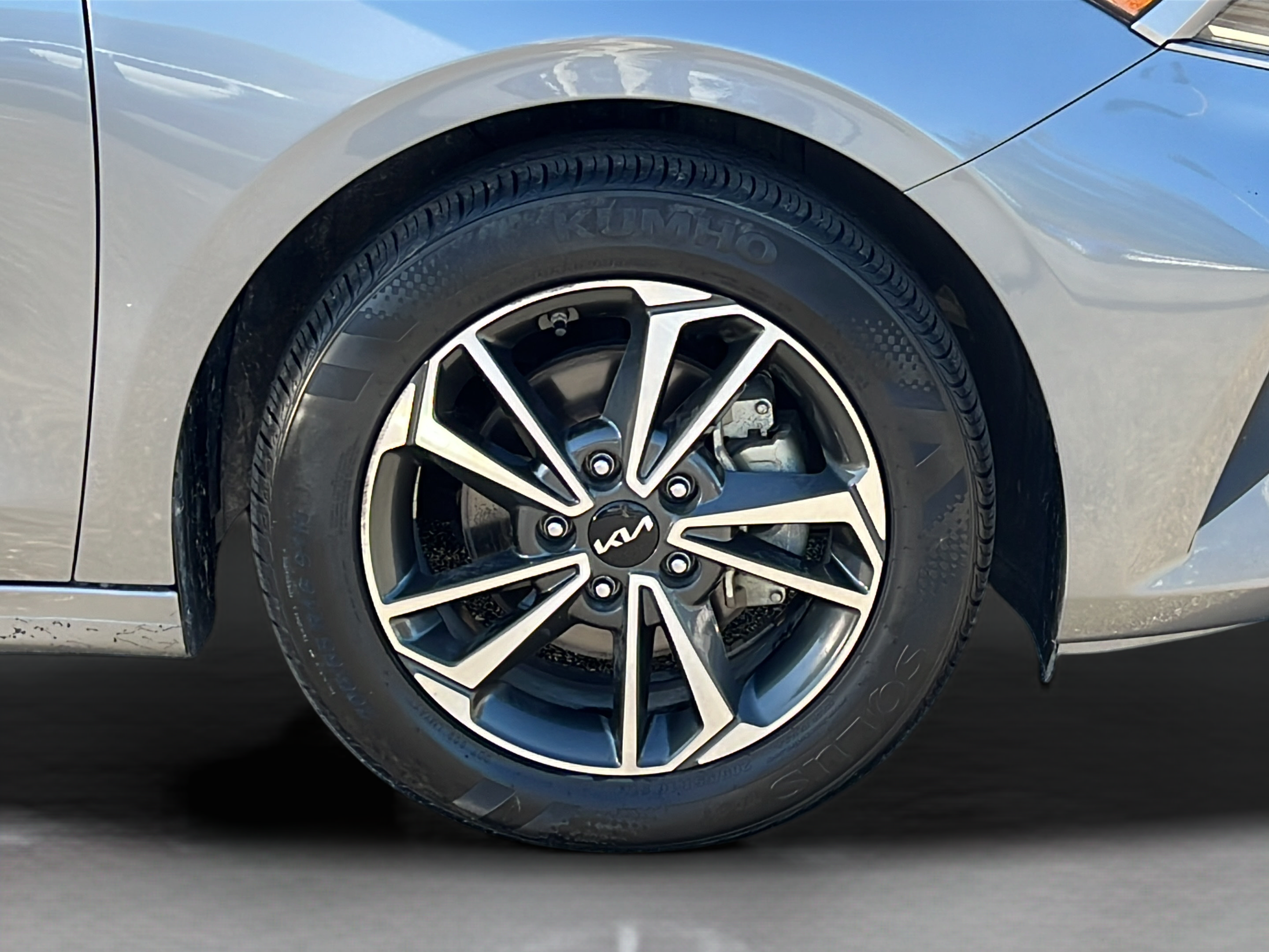 Certified 2023 Kia Forte LXS w/ LXS Technology Package FWD image 22