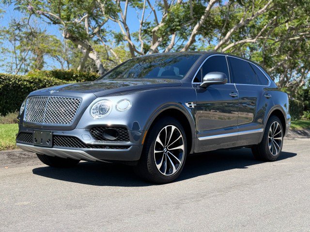 Used 2018 Bentley Bentayga AWD/4WD image 1