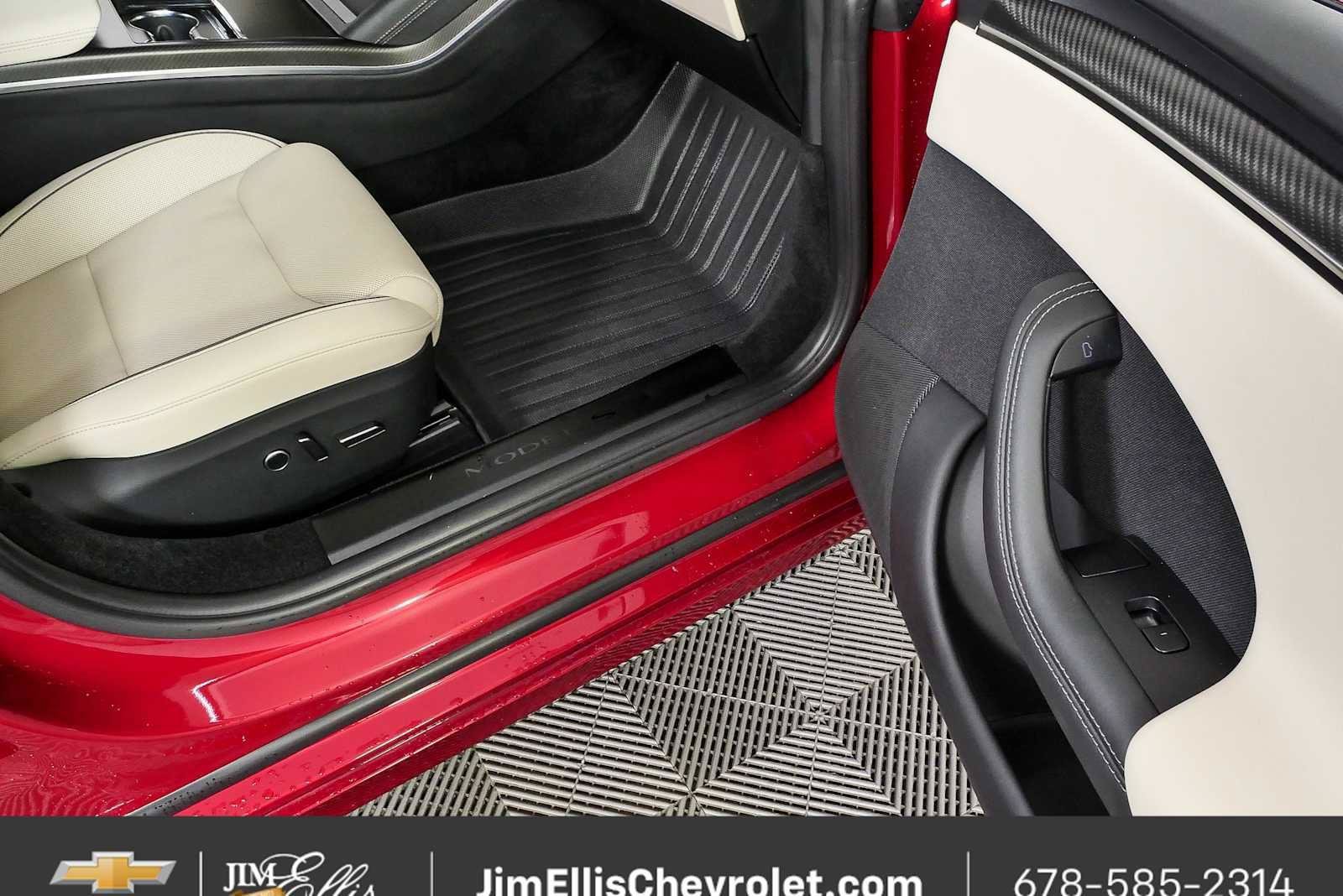 Used 2023 Tesla Model S Plaid AWD/4WD image 25