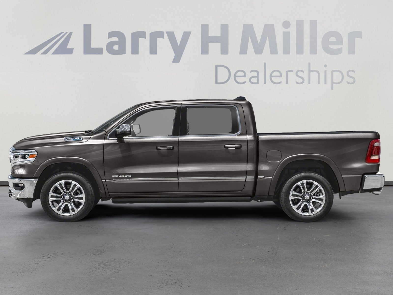 Used 2024 RAM 1500 Limited image 4