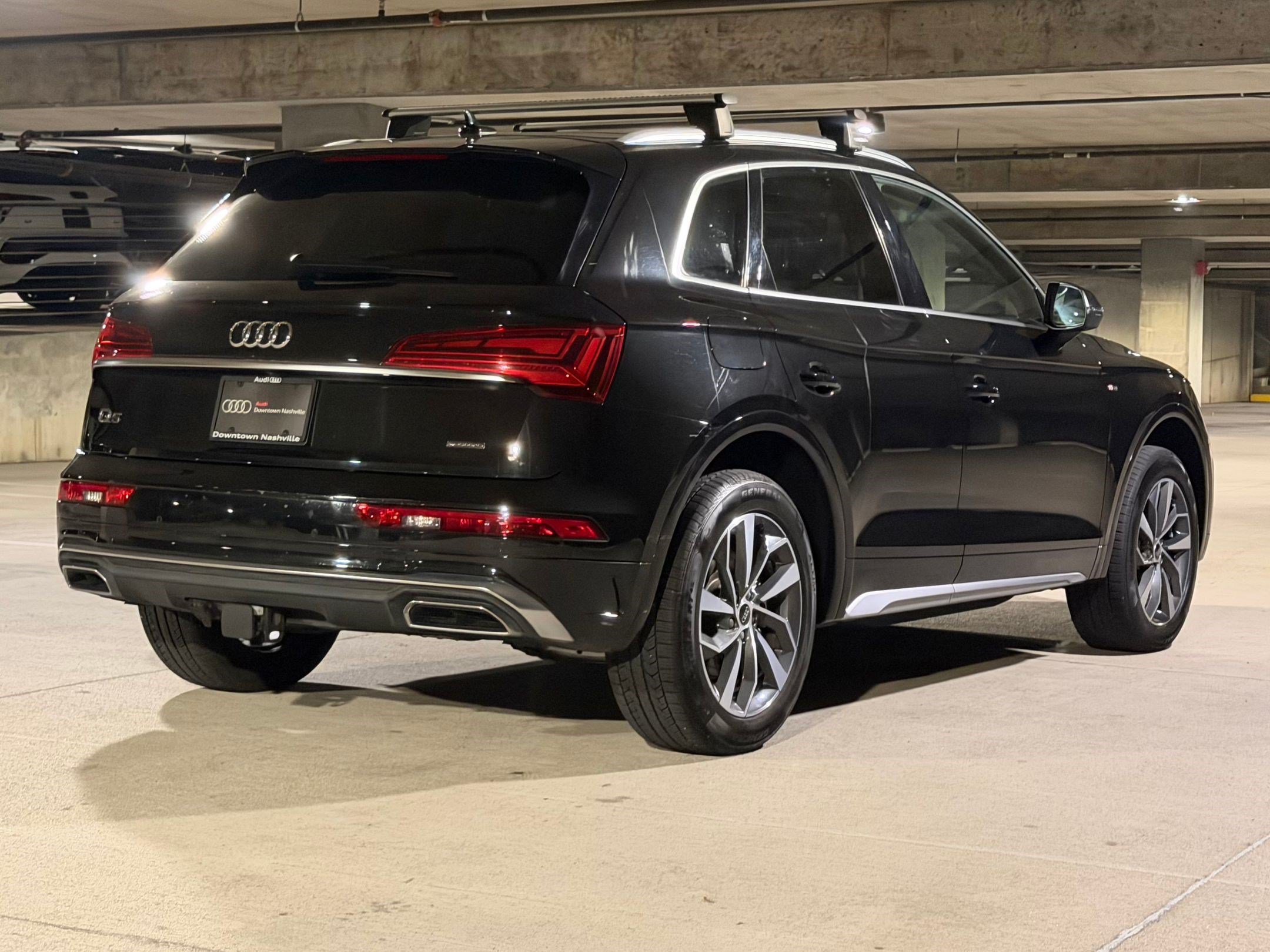 Used 2023 Audi Q5 2.0T Premium Plus w/ Premium Plus Package AWD/4WD image 9