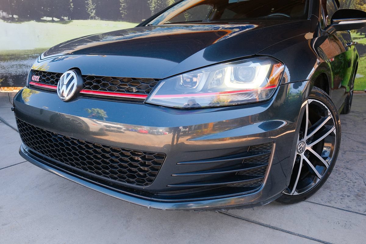 Used 2017 Volkswagen GTI Sport FWD image 8