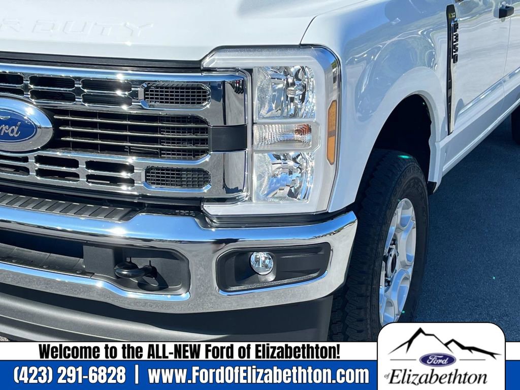New 2026 Ford F350 4x4 Crew Cab Super Duty image 11