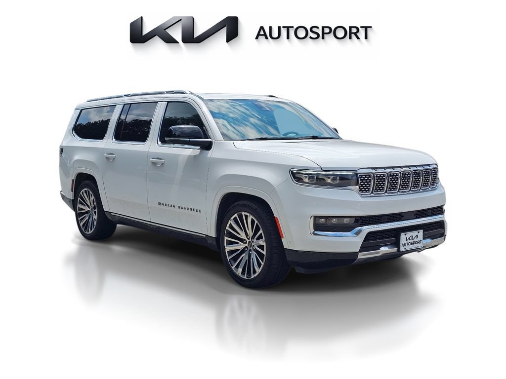 Used 2023 Jeep Grand Wagoneer L Series III AWD/4WD image 5