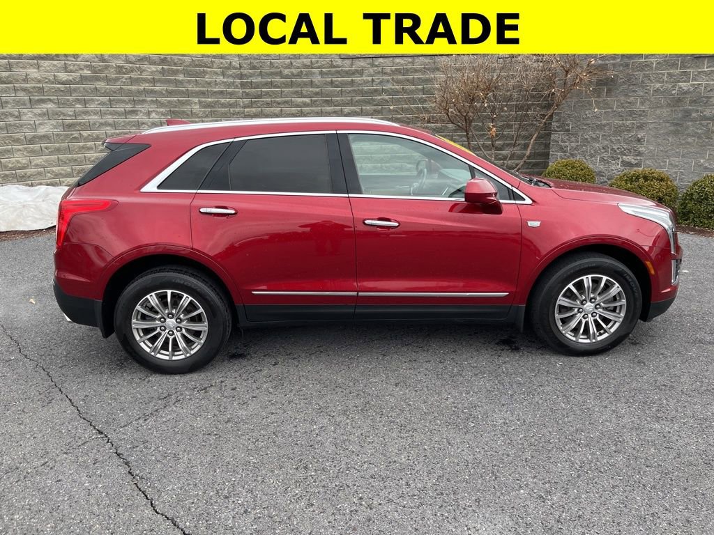 Used 2019 Cadillac XT5 Luxury image 3