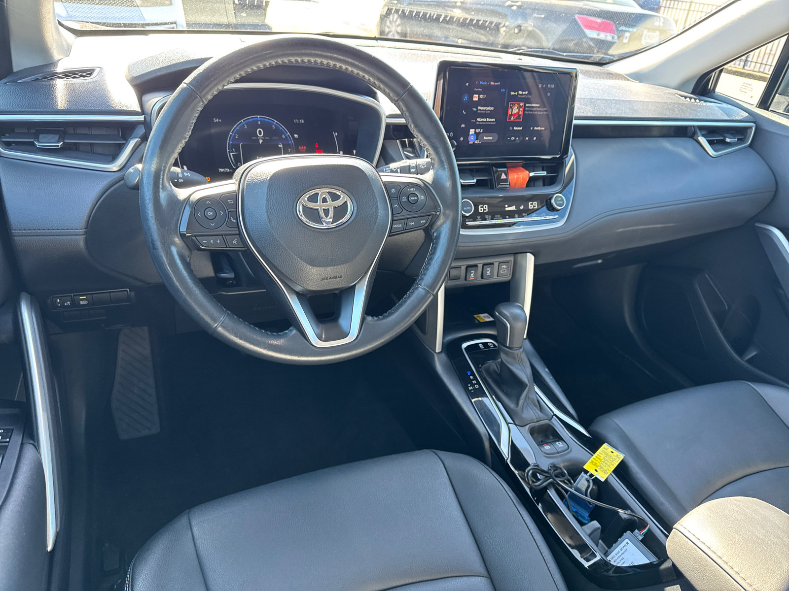 Used 2023 Toyota Corolla Cross XLE image 22