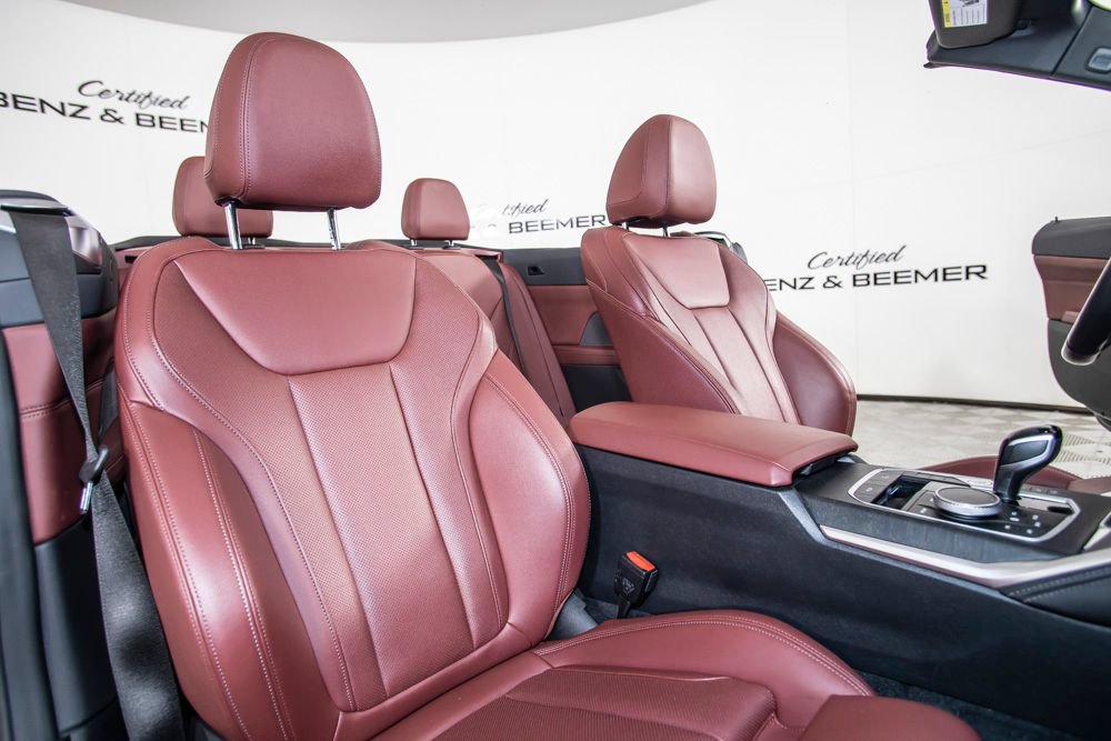 Used 2022 BMW M440i Convertible RWD image 19