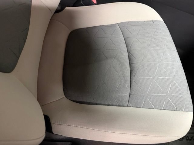 Used 2021 Toyota RAV4 XLE w/ Convenience Package AWD/4WD image 29