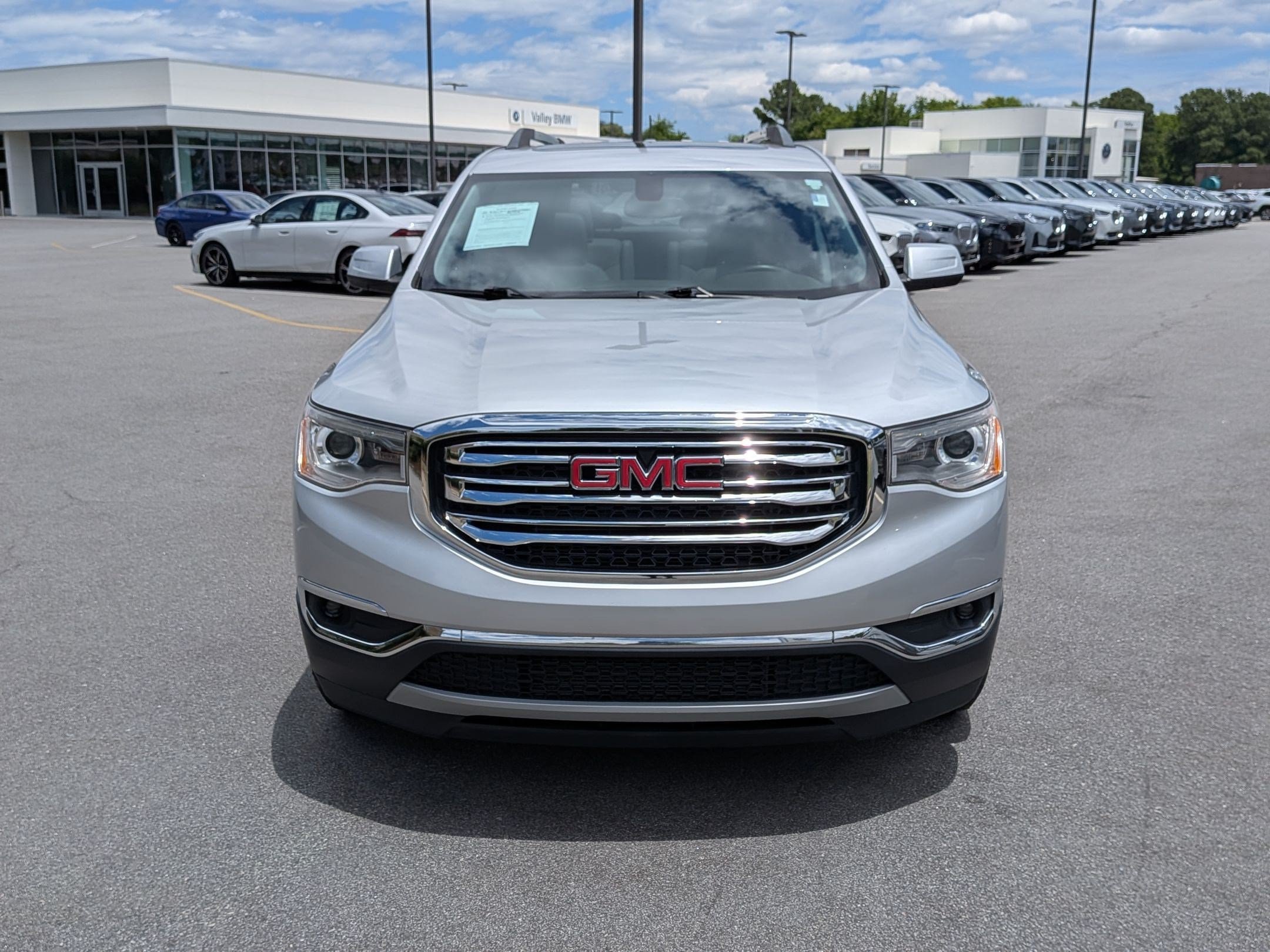 Used 2019 GMC Acadia SLT FWD image 8