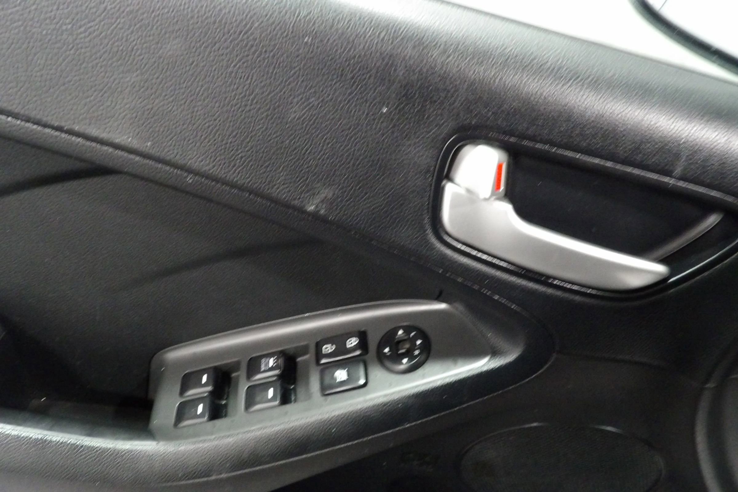 Used 2017 Kia Forte LX image 7