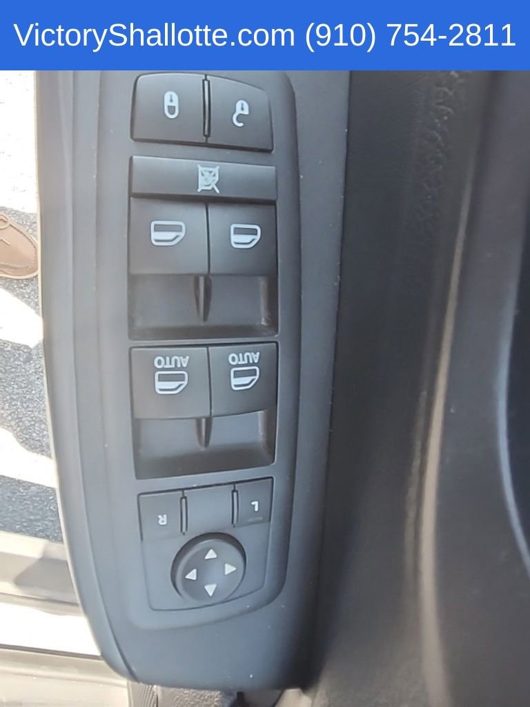 Used 2015 Jeep Cherokee Limited AWD/4WD image 21