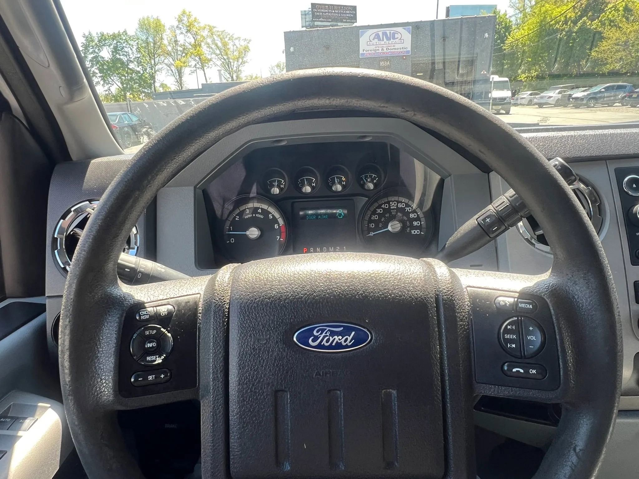 Used 2015 Ford F250 XLT AWD/4WD image 13