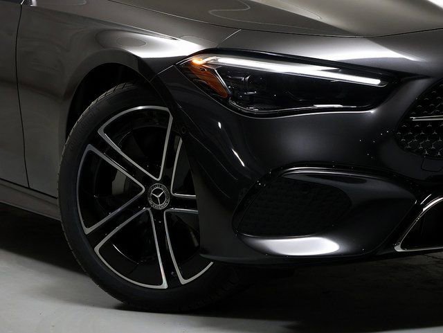 Certified 2026 Mercedes-Benz CLE 300 4MATIC Coupe image 3