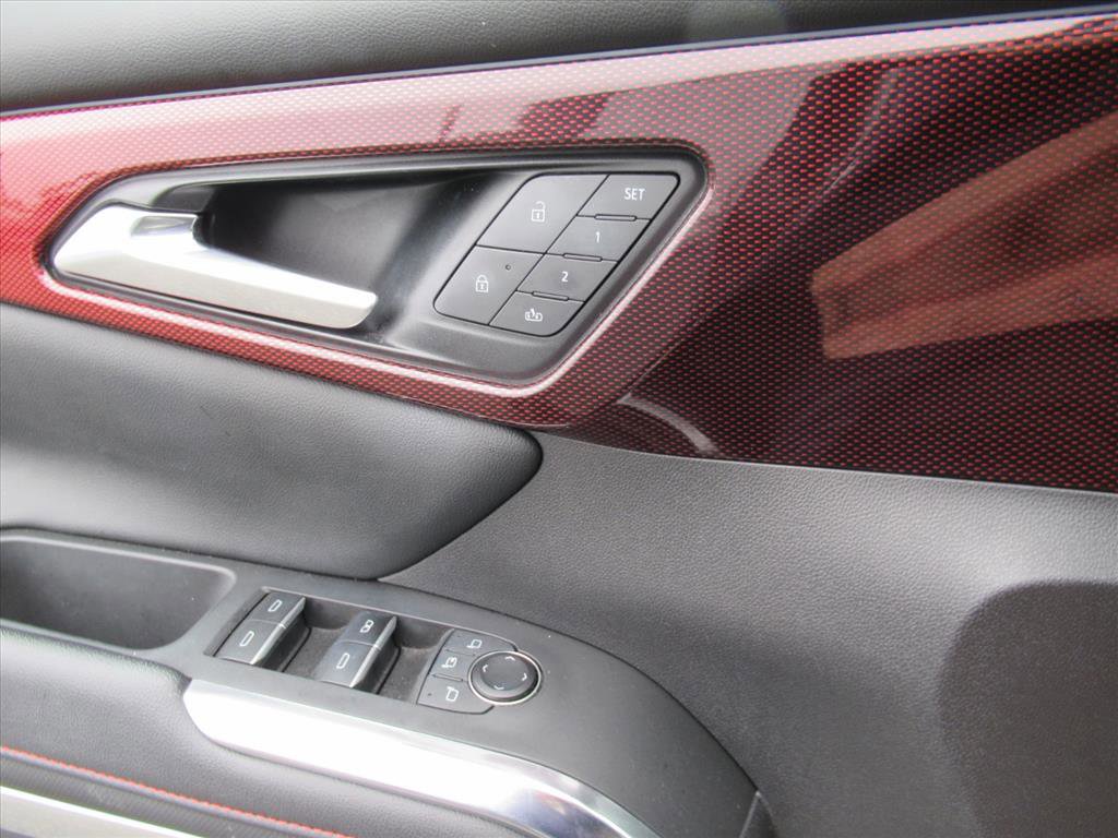 Used 2024 Chevrolet Traverse RS w/ LPO, Floor Liner Package image 21