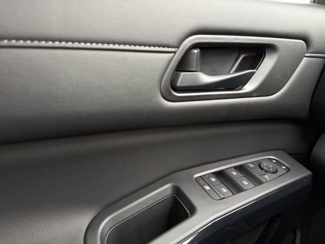 Certified 2026 Nissan Pathfinder SV FWD image 27