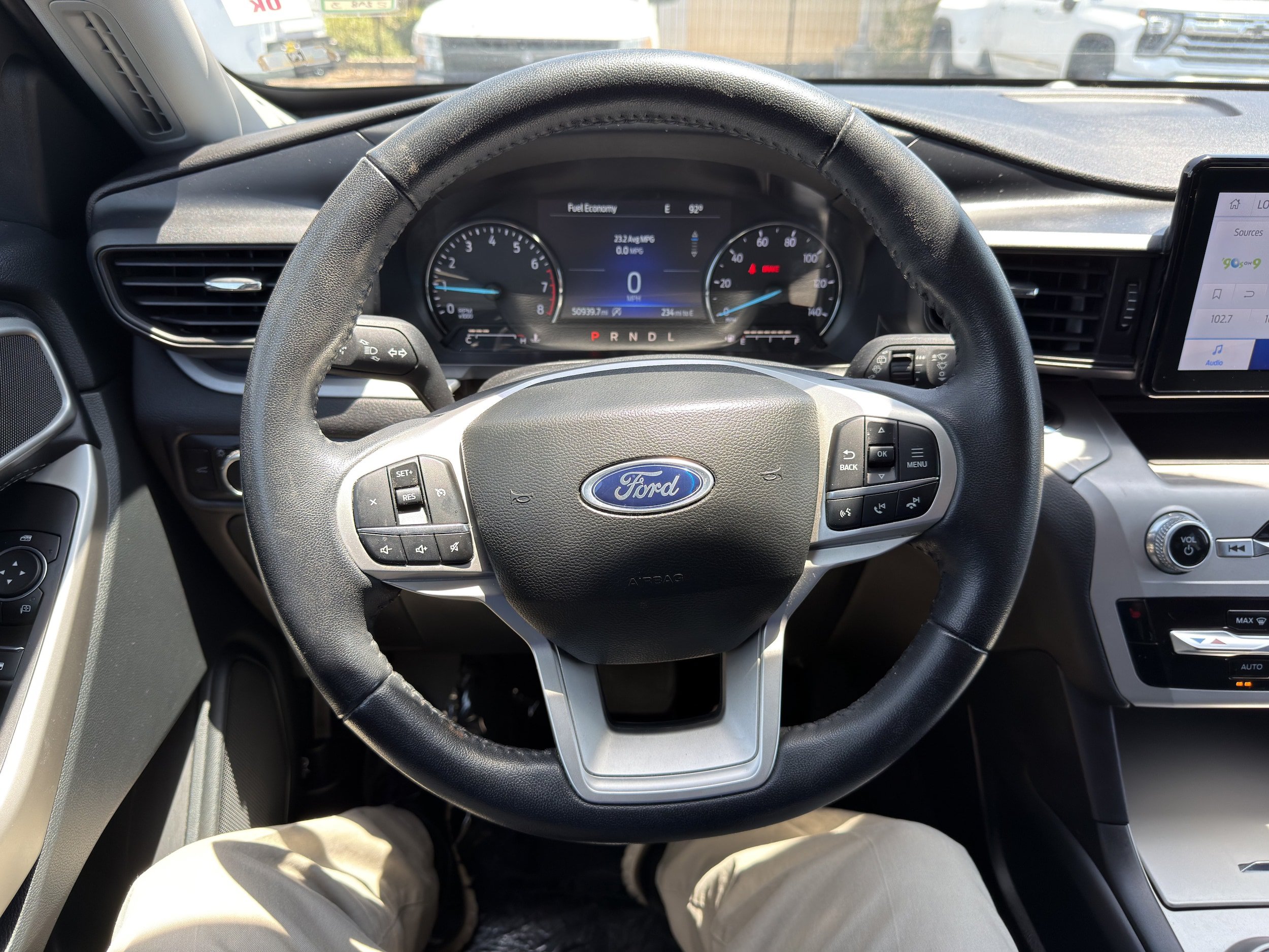 Used 2023 Ford Explorer XLT RWD image 29