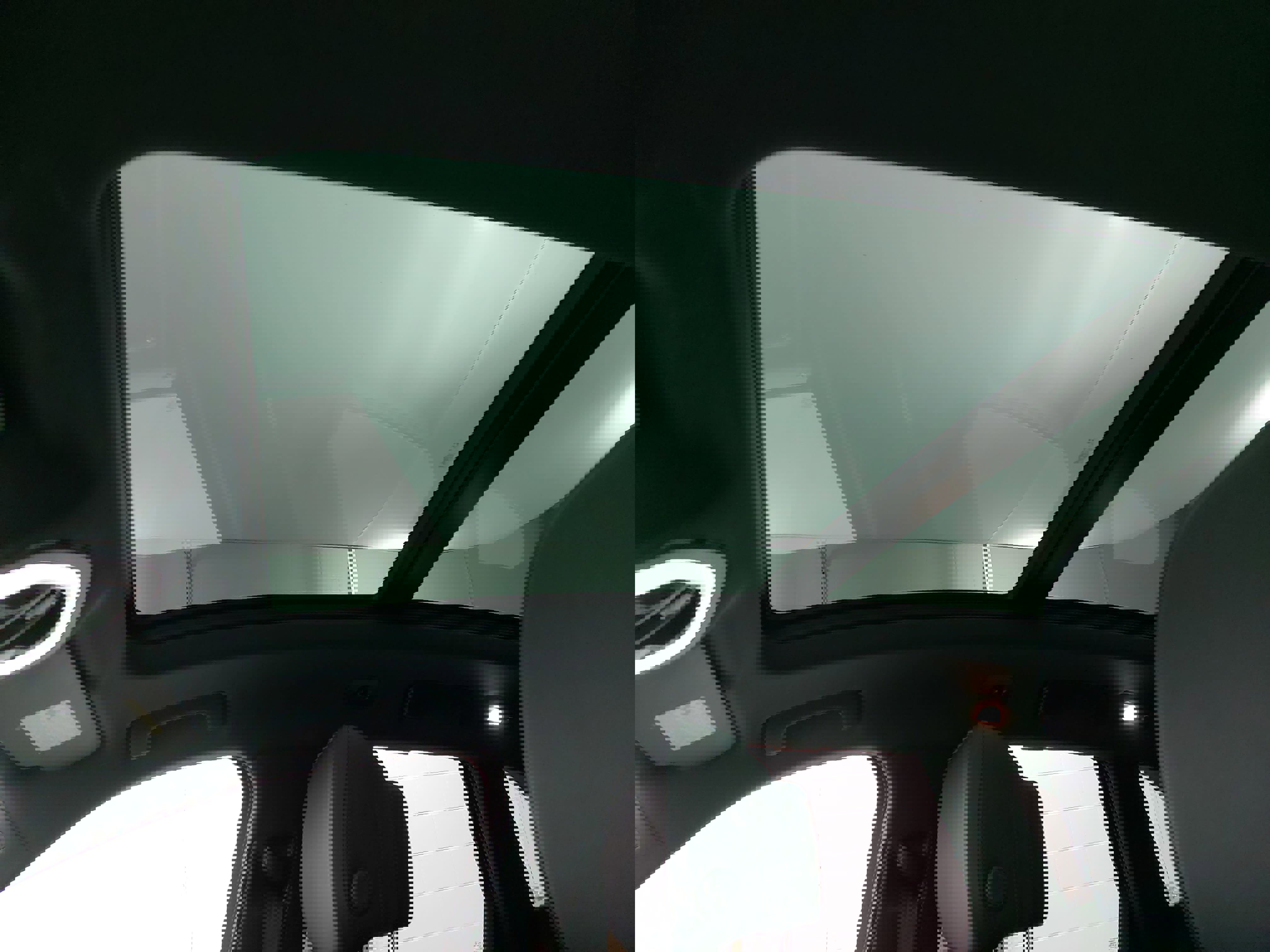 Certified 2023 Porsche Macan Turbo image 32