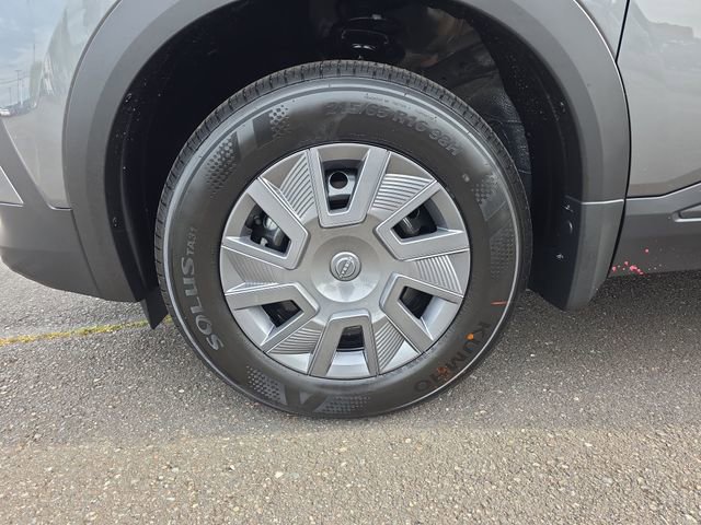 New 2026 Nissan Kicks S w/ Charging Package FWD image 26