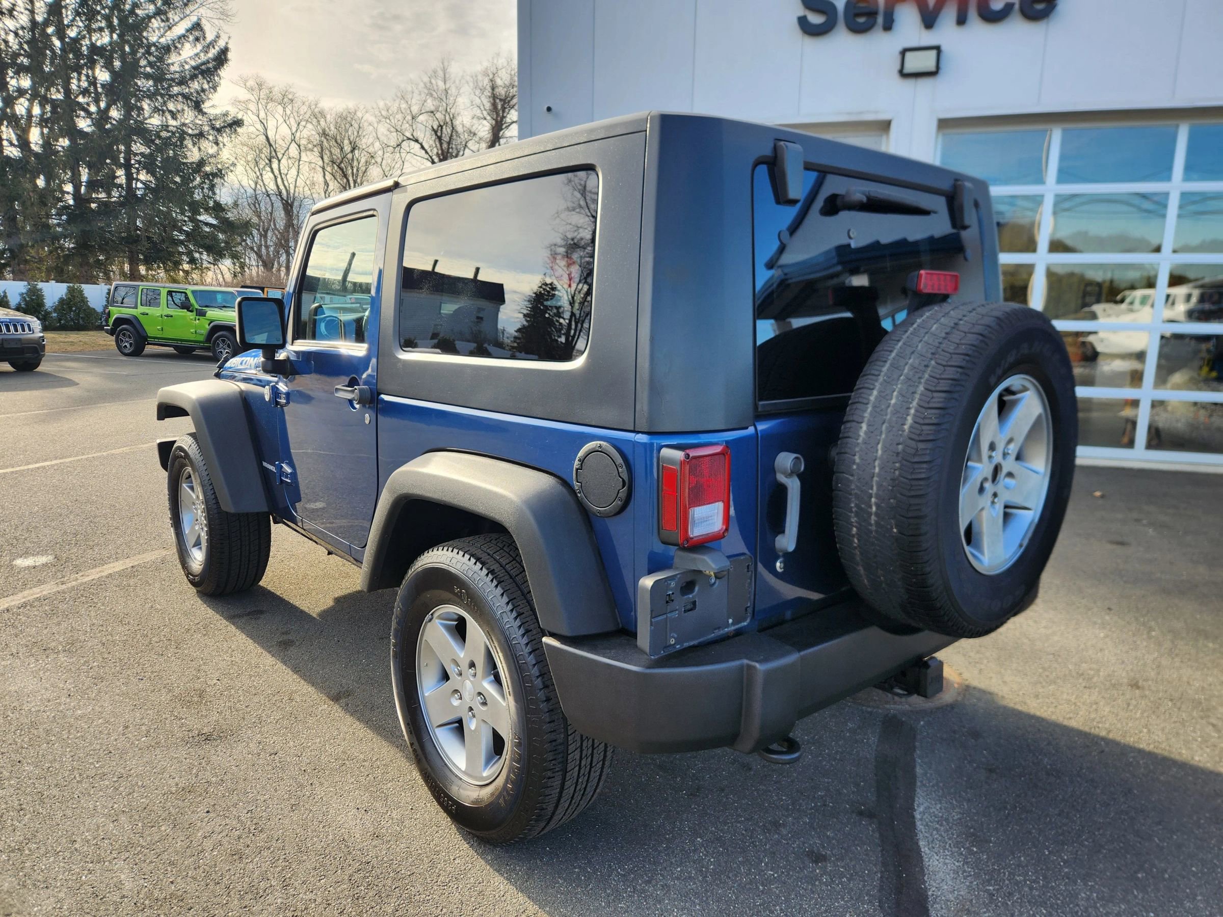 Used 2012 Jeep Wrangler Rubicon w/ Dual Top Group image 9