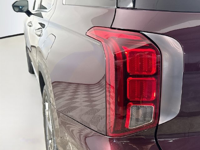 Used 2024 Hyundai Palisade Limited FWD image 35