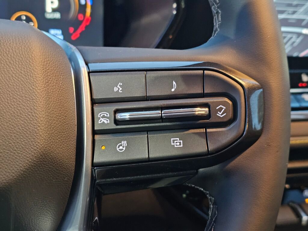 New 2026 Chevrolet Colorado ZR2 w/ Technology Package image 36