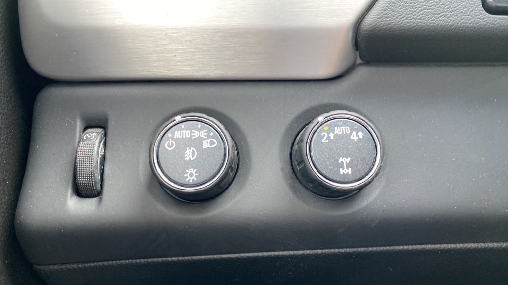 Used 2020 GMC Yukon SLT AWD/4WD image 34