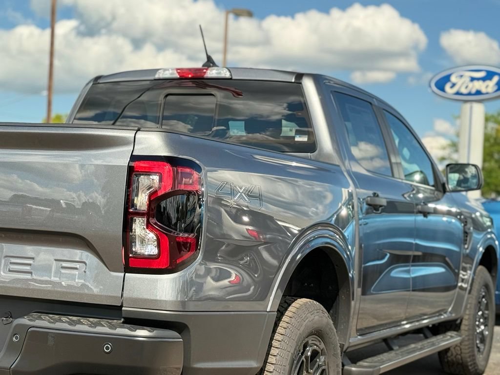 New 2026 Ford Ranger XLT w/ Black Appearance Package AWD/4WD image 33