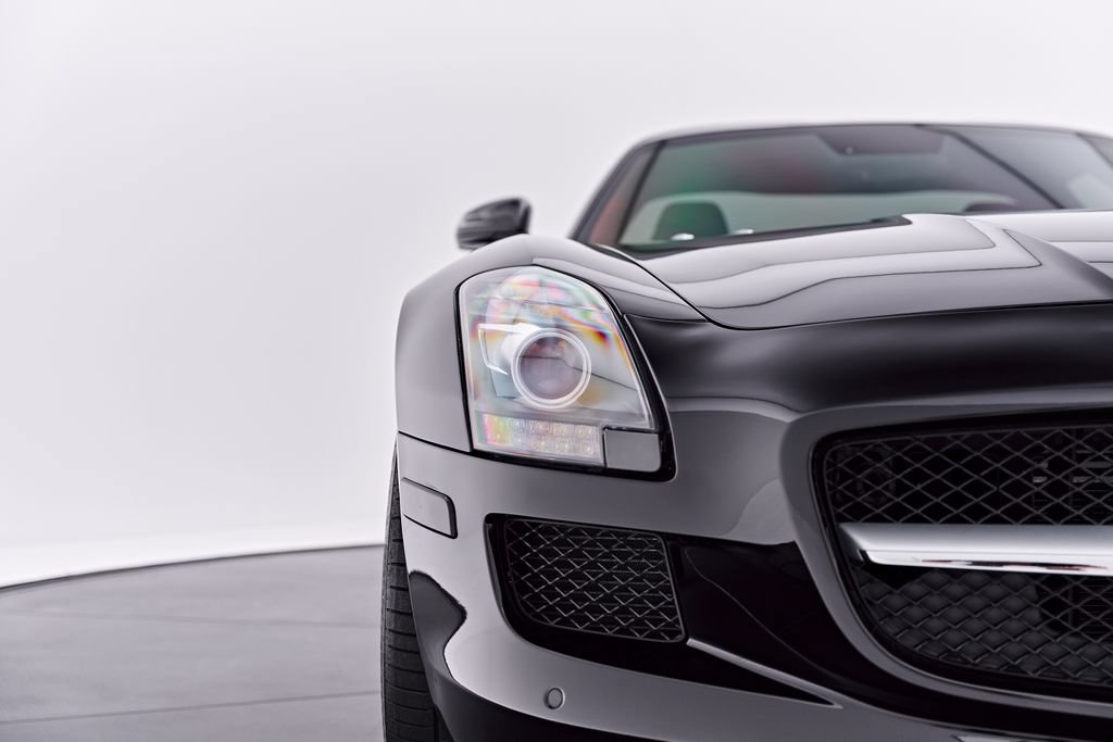 Used 2012 Mercedes-Benz SLS AMG Coupe image 26