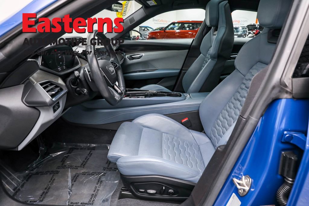 Used 2022 Audi e-tron GT Premium Plus w/ Performance Package image 14