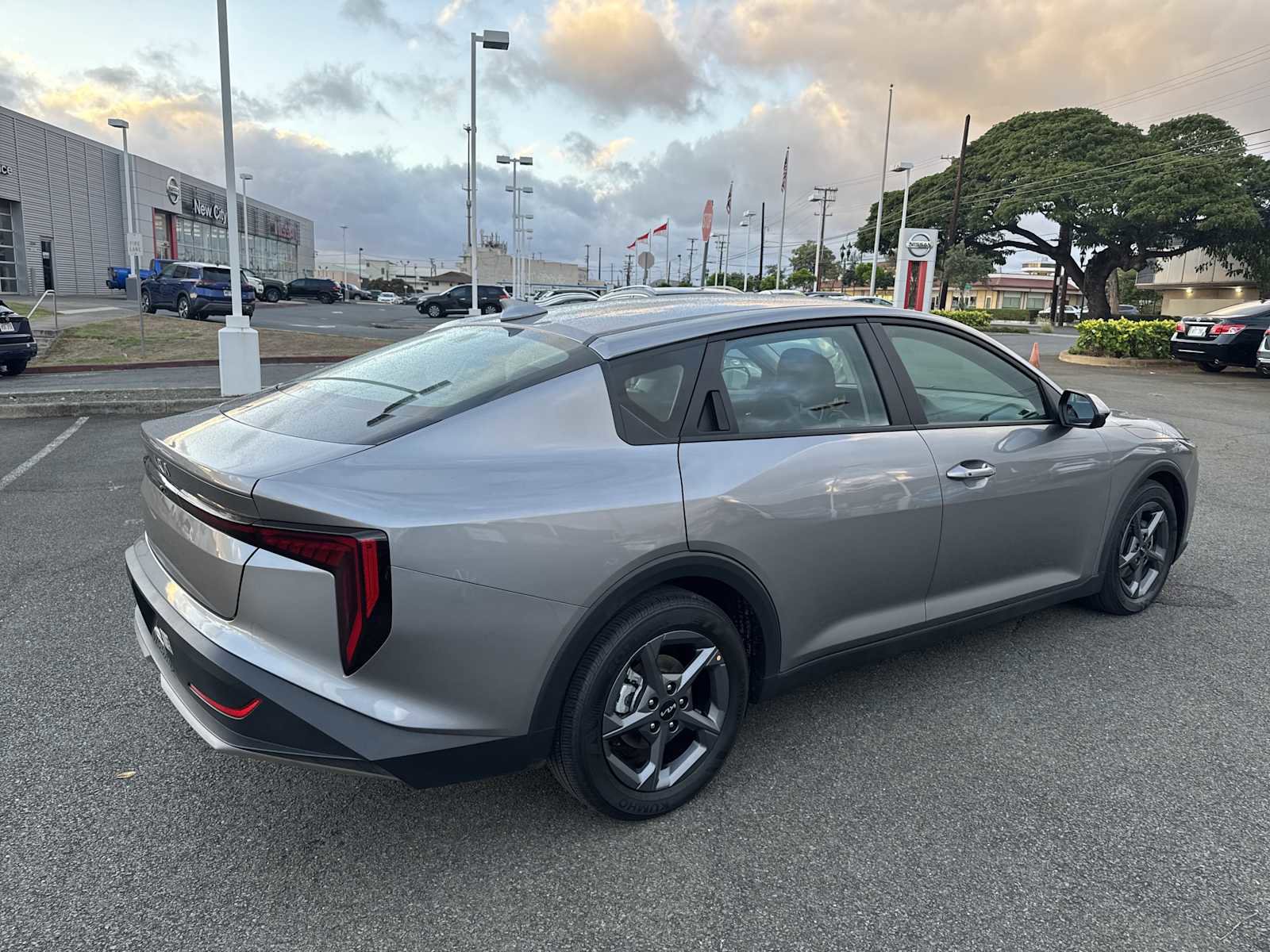 Used 2025 Kia K4 LXS image 3