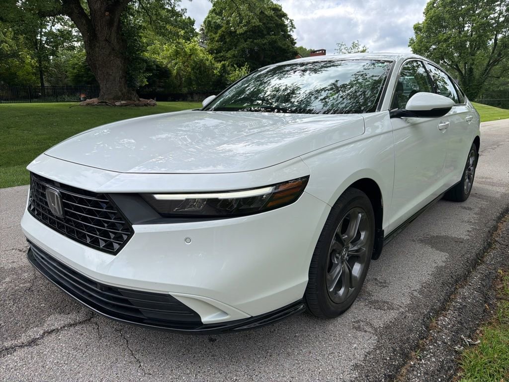 Used 2023 Honda Accord EX-L image 7