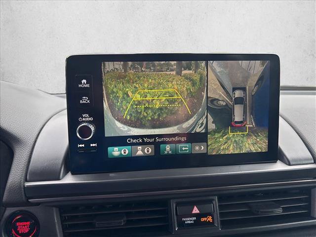 Used 2023 Honda Pilot TrailSport image 17
