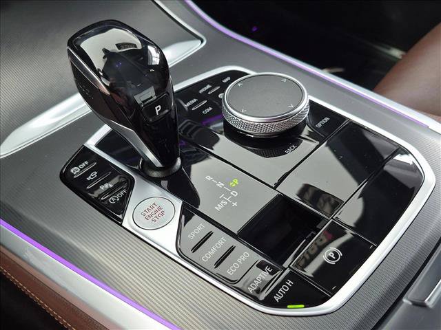 Used 2020 BMW X5 sDrive40i w/ M Sport Package RWD image 13