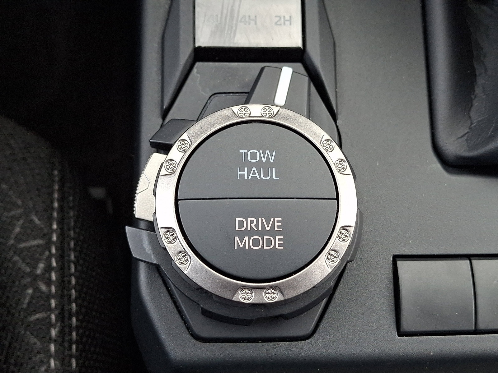 Used 2025 Toyota 4Runner SR5 image 25