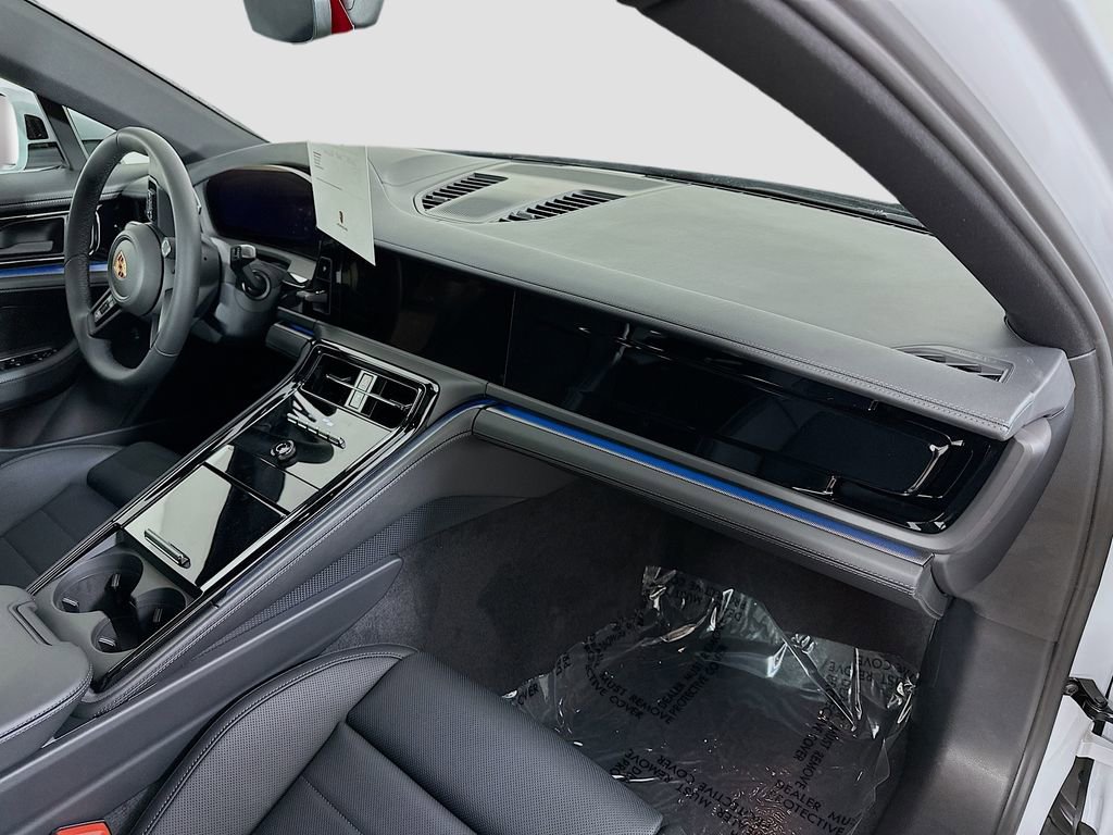 New 2025 Porsche Panamera image 31