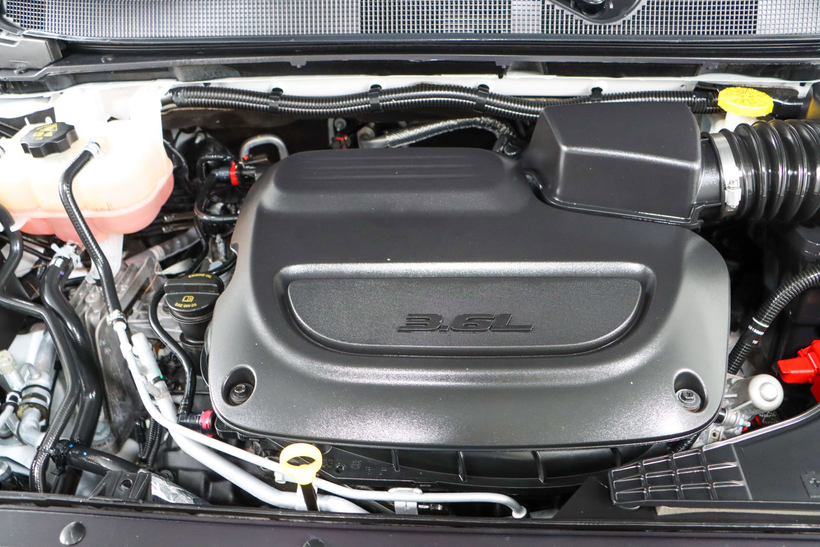 Used 2023 Chrysler Pacifica Touring-L image 31