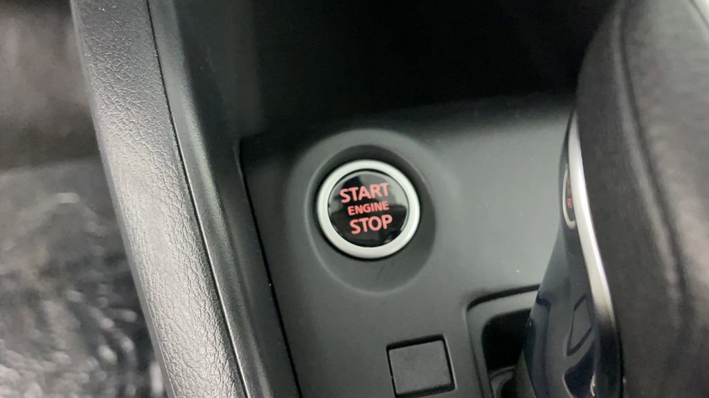 New 2025 Nissan Kicks Play S image 18