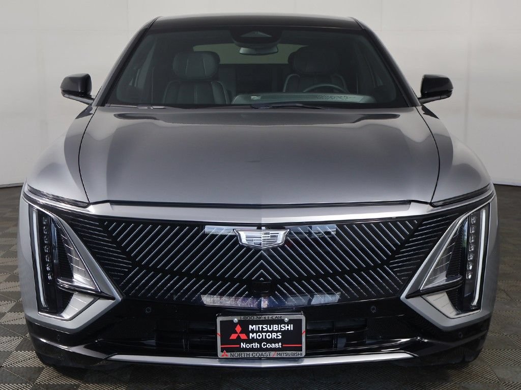 Used 2024 Cadillac Lyriq Tech RWD image 12